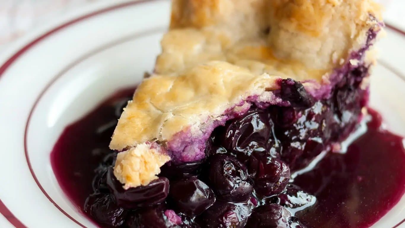 Old-Fashioned Blueberry Pie